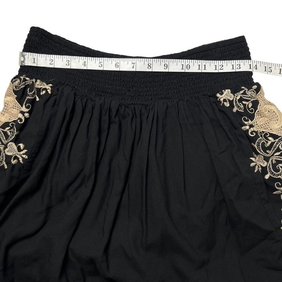 Lucky Brand Skirt Women’s Mini Black Embroidered Pull-On Skirt size Small Medium - Picture 6 of 9
